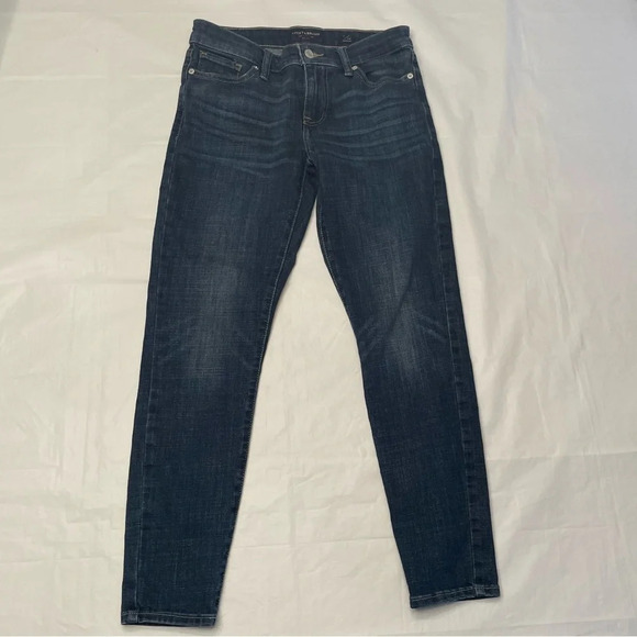 🍀 Woman’s Lucky Brand  Blue Jeans, Size 28, Stella Fit 🍀 - Picture 1 of 11